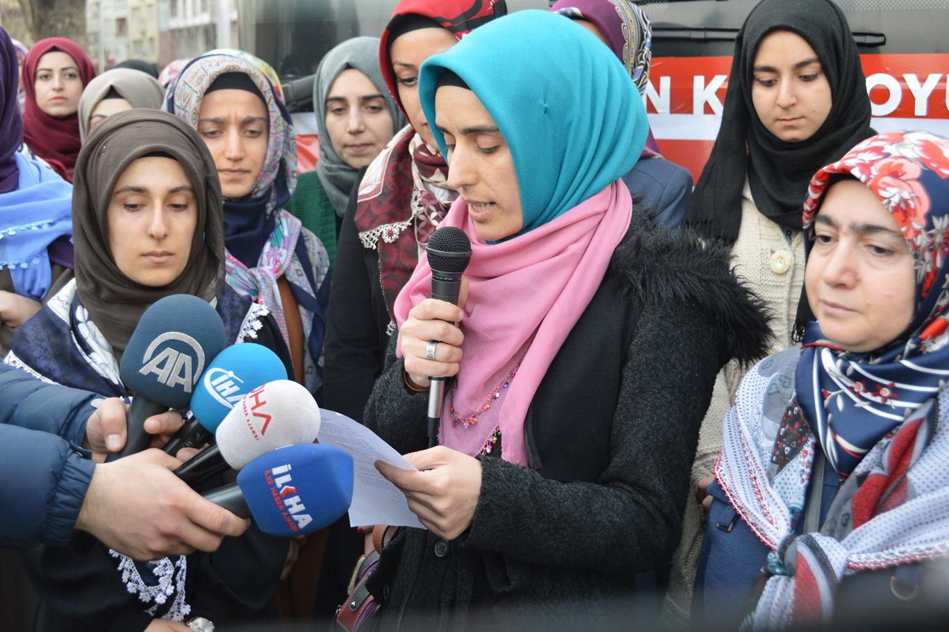 "Suriye’deki Müslüman kız kardeşlerimizin acı çığlıklarını duyuyoruz"